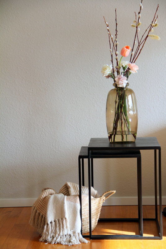 FRÜHLINGSGRÜSSE .........
mit neuer Vase FRÜHLINGSGRÜSSE .........
mit neuer Vase