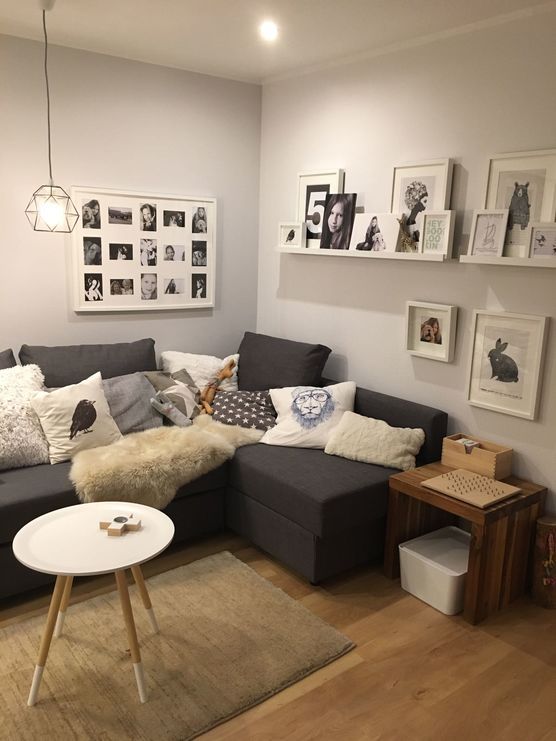 Chillen auf der neuen Couch... Chillen auf der neuen Couch...