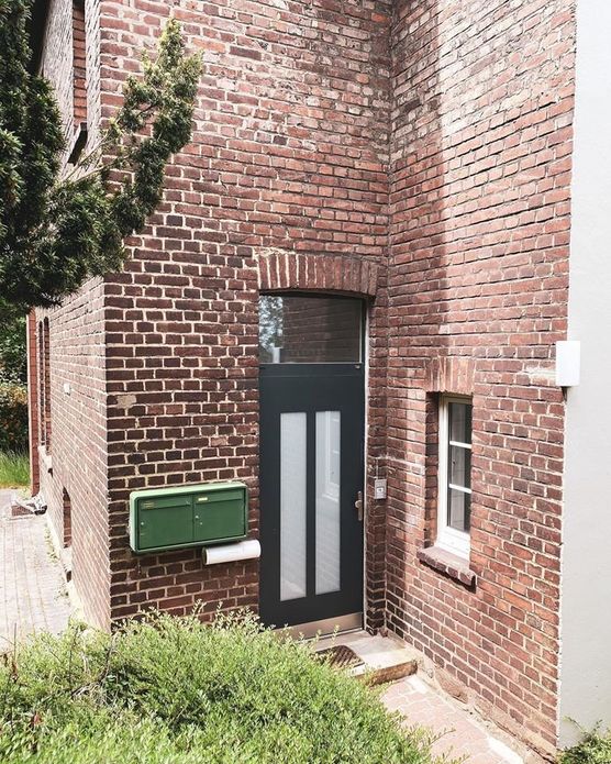 Hinter jeder unbekannten Tür Hinter jeder unbekannten Tür