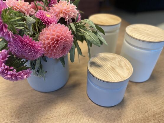 Die wunderbaren Emaile Dosen Die wunderbaren Emaile Dosen