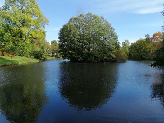 Ein Spaziergang an einem Ein Spaziergang an einem