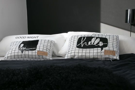 Detailfoto zu den selbst genähten Kissen Detailfoto zu den selbst genähten Kissen