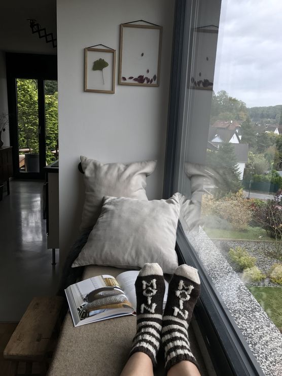 Socken an... Socken an...