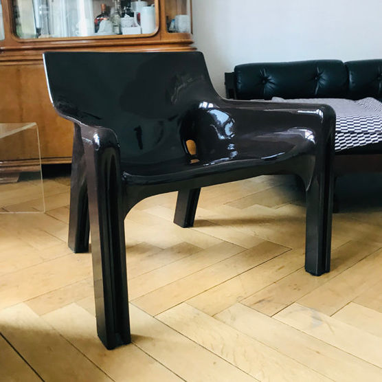 Dieser Artemide Sessel (oder Dieser Artemide Sessel (oder