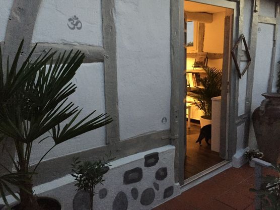 Kleine Bilbliothek im Häuschen Kleine Bilbliothek im Häuschen