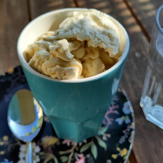 Eiskaffee auf meinem Balkon... Eiskaffee auf meinem Balkon...