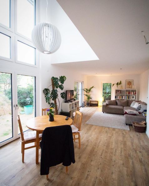 Wohnzimmer gleich nach Einzug Wohnzimmer gleich nach Einzug