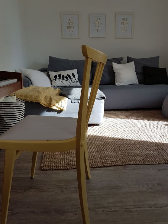 Der Klavierstuhl hat nun Der Klavierstuhl hat nun