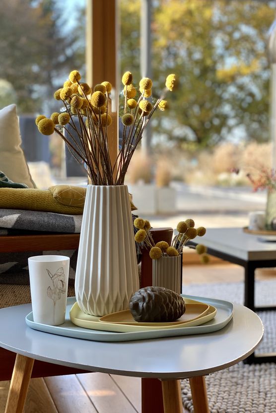 Herbstfarben drinnen und draußen Herbstfarben drinnen und draußen