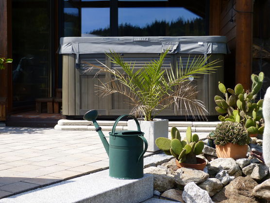 Blick zum Whirlpool und: Blick zum Whirlpool und: