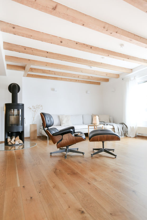 Große Holzbalken Liebe!
(Kaum vorstellbar, Große Holzbalken Liebe!
(Kaum vorstellbar,