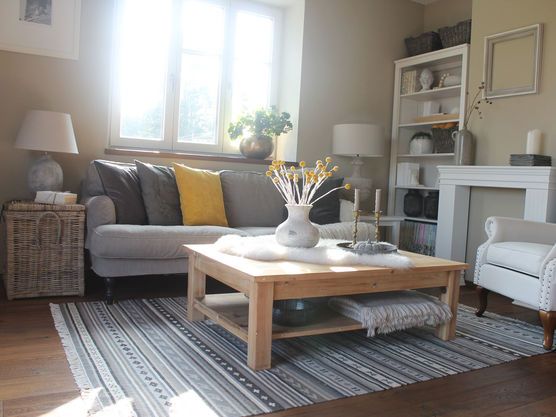 Herbst im Wohnzimmer -der gesamte Sitzbereich Herbst im Wohnzimmer -der gesamte Sitzbereich