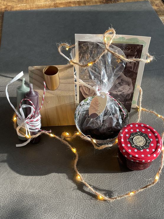 Liebe Ulli,
ganz herzlichen Dank Liebe Ulli,
ganz herzlichen Dank