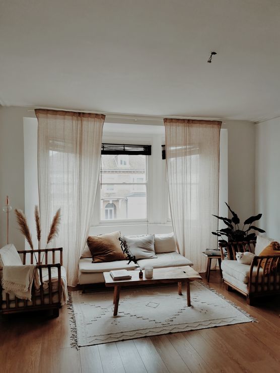 Die Deckenleuchte muss noch Die Deckenleuchte muss noch