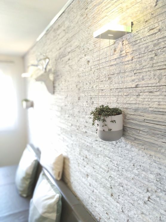 Ich liebe unsere Steinwand! Ich liebe unsere Steinwand!