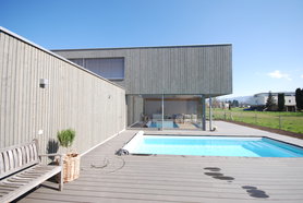 Südansicht mit Pool