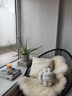 DIY: In 7 Schritten von Kinderstrumpfhosen zum Knotenkissen mit InteriorUndSo