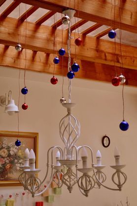 Kronleuchter im Esszimmer 