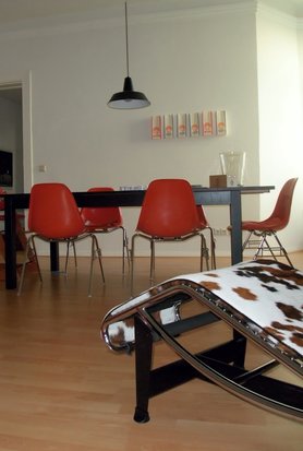 Esszimmer mit halber Kuh