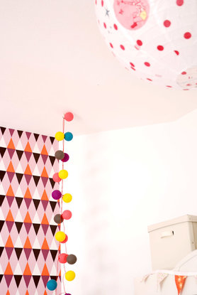 Ansicht Kinderzimmer mit neuer Tapete