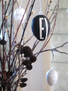 Schwarz-weiss-braun-beige.....