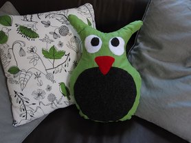 was wäre ein Haushalt mit Vogel ohne einen UHU