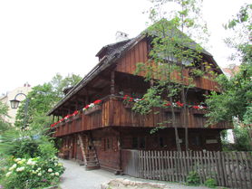 Das tolle uralte Holzhaus...