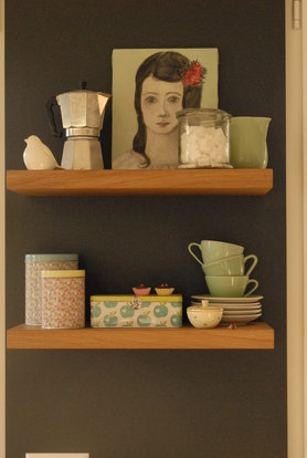 In der Küche an der Wand