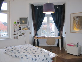 Blick ins Schlafzimmer