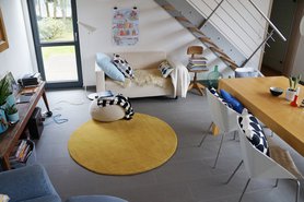 Essküche mit neuem Teppich 