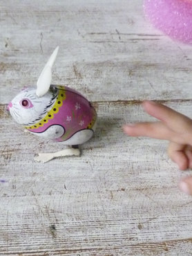 Blechspielzeug Hase