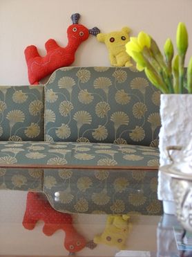 Monster auf dem Sofa