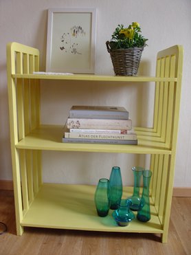 Das gelbe Regal