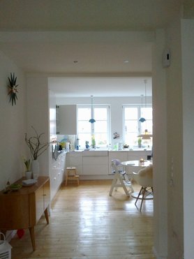 Im neuen Haus: Blick in die Küche