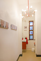 Ansicht vom Flur - Toilette mit Schiebetür