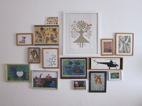 Bilderwand im Kinderzimmer