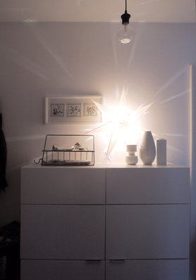 Advent im dunklen Flur