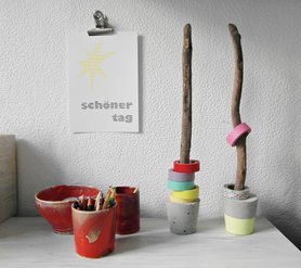 neuer Masking Tape Halter auf dem Schreibtisch