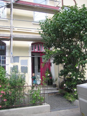 Baustelle - weil wir innen ja nicht ausgelastet sind, machen wir gleichzeitig aussen weiter...