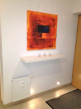 oranges Bild von vorne