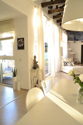 Abendsonne im Wohn-/Esszimmer