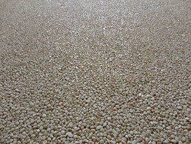 Kieselsteinboden im Bad