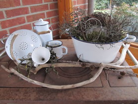 Dekoidee mit Zweigen und Ästen....