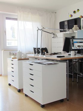 im Arbeitszimmer..