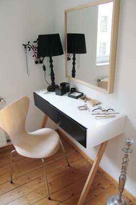 DIY Schminktisch im März