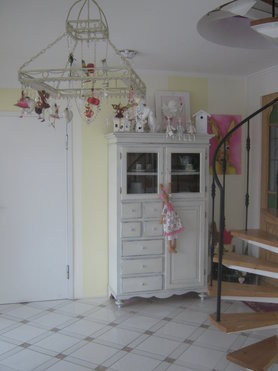 Geschirrschrank kleines Esszimmer