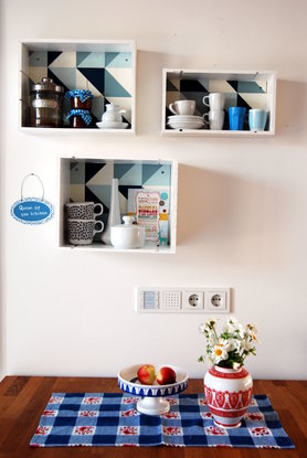 DIY der Woche - Regal aus Weinkisten