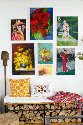 Japanerinnen und Blumen