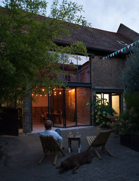 So glücklich mit unserem neuen Scheunentor ❤️