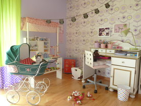 Kater Muffin spielt mit